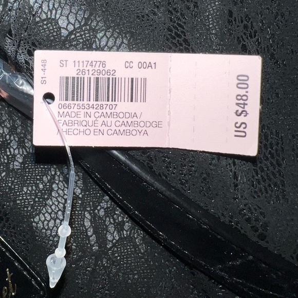 Brand New Victoria’s Secret Black all over Lace Tote Bag Excellent Condition! - Picture 4 of 4